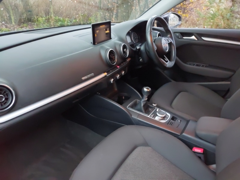 Used Audi A3 2017 for sale - 76763572: Photo 5