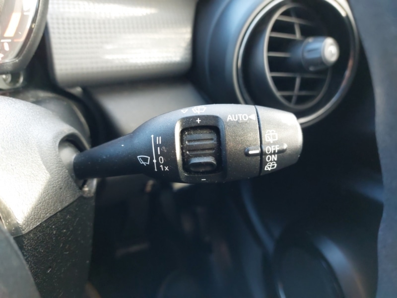 Used MINI Hatch 2019 for sale - 76628696: Photo 13