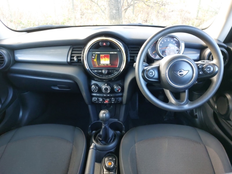 Used MINI Hatch 2019 for sale - 76628696: Photo 2