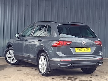 Used Volkswagen Tiguan 2021 for sale - 77999366: Photo