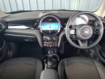 Used MINI Hatch 2024 for sale - 78704189: Photo