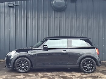 Used MINI Hatch 2024 for sale - 78704189: Photo