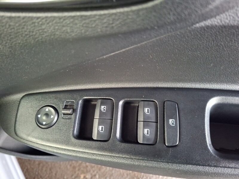 Used Hyundai i10 2024 for sale - 77530858: Photo 11