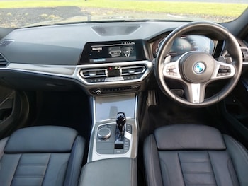 Used BMW 3 Series 2022 for sale - 76763556: Photo