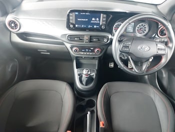 Used Hyundai i10 2022 for sale - 75400108: Photo