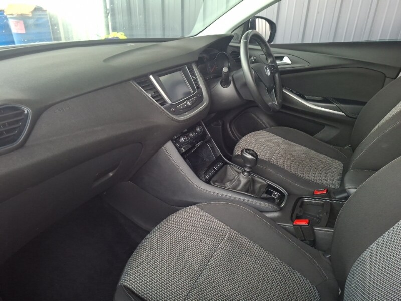 Used Vauxhall Grandland X 2019 for sale - 77999348: Photo 5