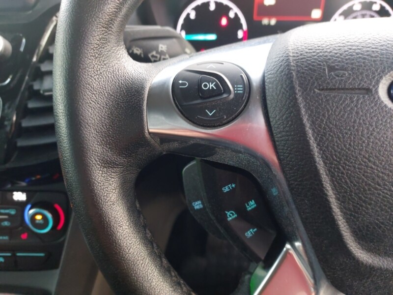 Used Ford Grand Tourneo Connect 2020 for sale - 76427210: Photo 18