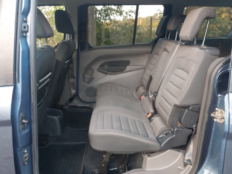 Used Ford Grand Tourneo Connect 2020 for sale - 76427210: Photo 6