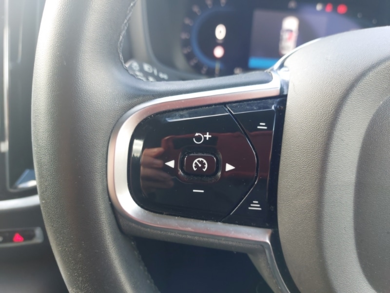 Used Volvo V60 2022 for sale - 76683394: Photo 17