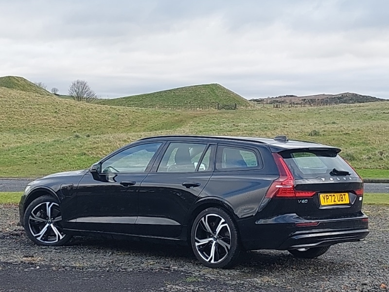 Used Volvo V60 2022 for sale - 76683394: Photo 3