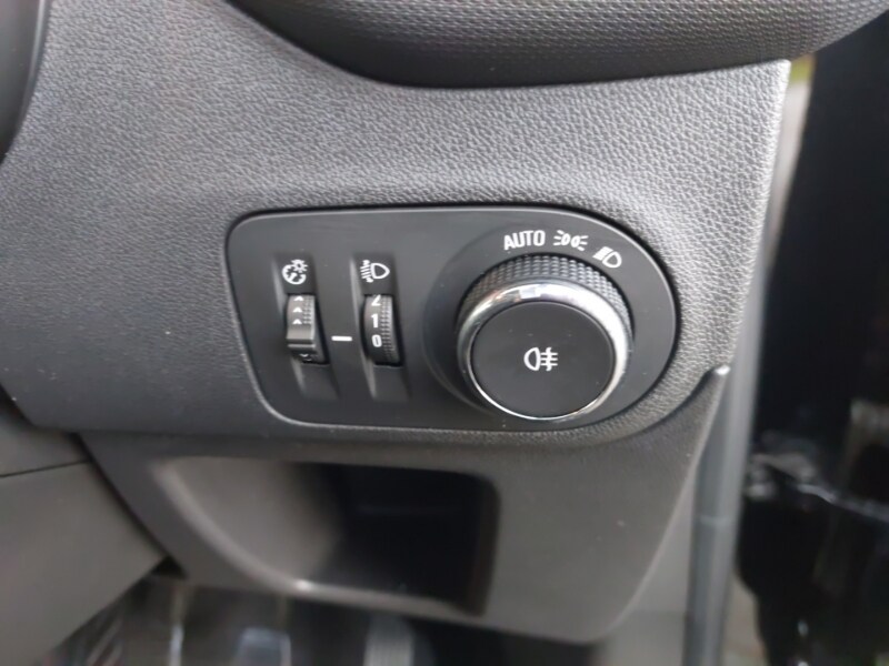 Used Vauxhall Crossland 2021 for sale - 76683386: Photo 11