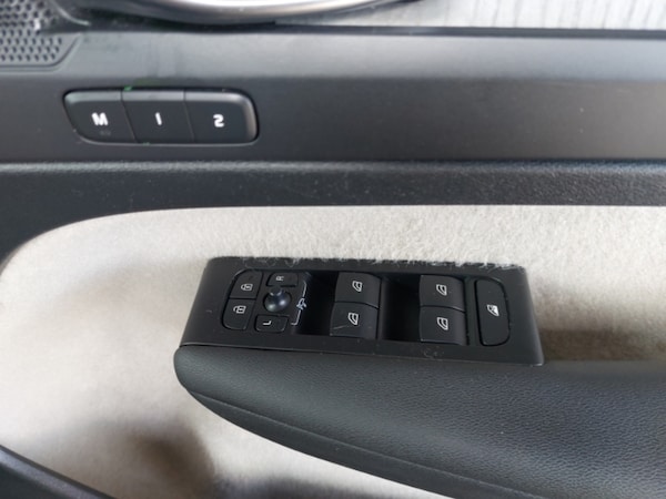 Used Volvo XC40 2020 for sale - 76195747: Photo 11