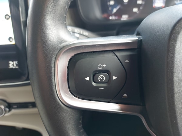Used Volvo XC40 2020 for sale - 76195747: Photo 17