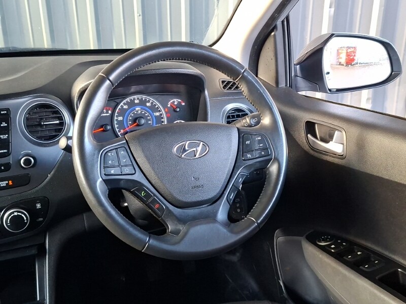 Used Hyundai i10 2018 for sale - 77213892: Photo 7