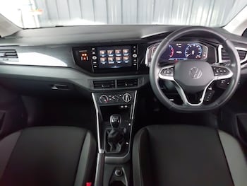 Used Volkswagen Polo 2022 for sale - 76275568: Photo