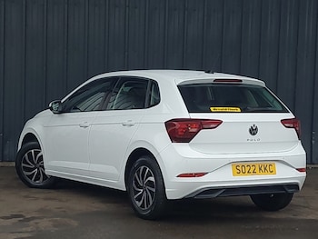 Used Volkswagen Polo 2022 for sale - 76275568: Photo