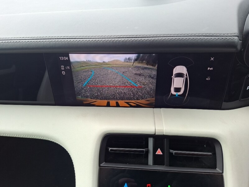 Used Porsche Taycan 2022 for sale - 77761092: Photo 12