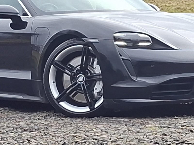 Used Porsche Taycan 2022 for sale - 77761092: Photo 9