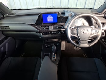 Used Lexus UX 2024 for sale - 79550123: Photo