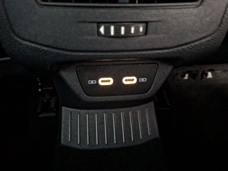 Used Volkswagen T-Roc 2022 for sale - 77596699: Photo 10