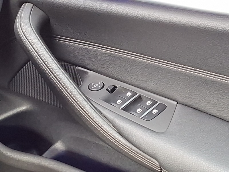 Used BMW 5 Series 2018 for sale - 77922005: Photo 11