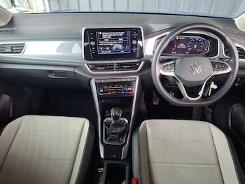 Used Volkswagen T-Roc 2022 for sale - 79231407: Photo