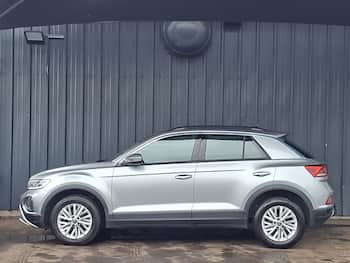 Used Volkswagen T-Roc 2023 for sale - 79493047: Photo