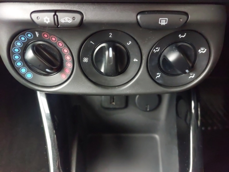 Used Vauxhall ADAM 2017 for sale - 76707827: Photo 15