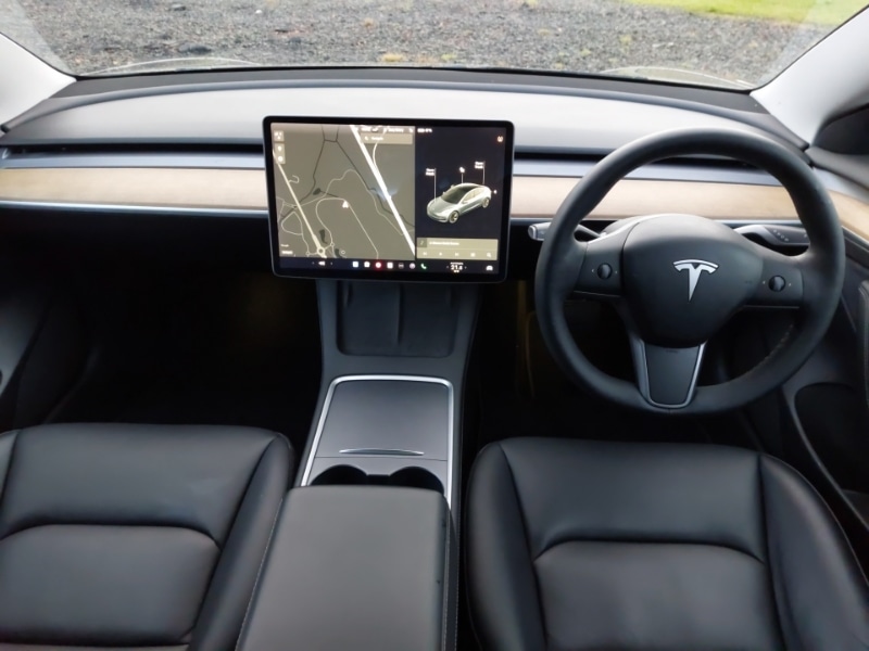 Used Tesla Model 3 2021 for sale - 76947606: Photo 2