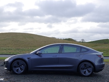 Used Tesla Model 3 2021 for sale - 76947606: Photo