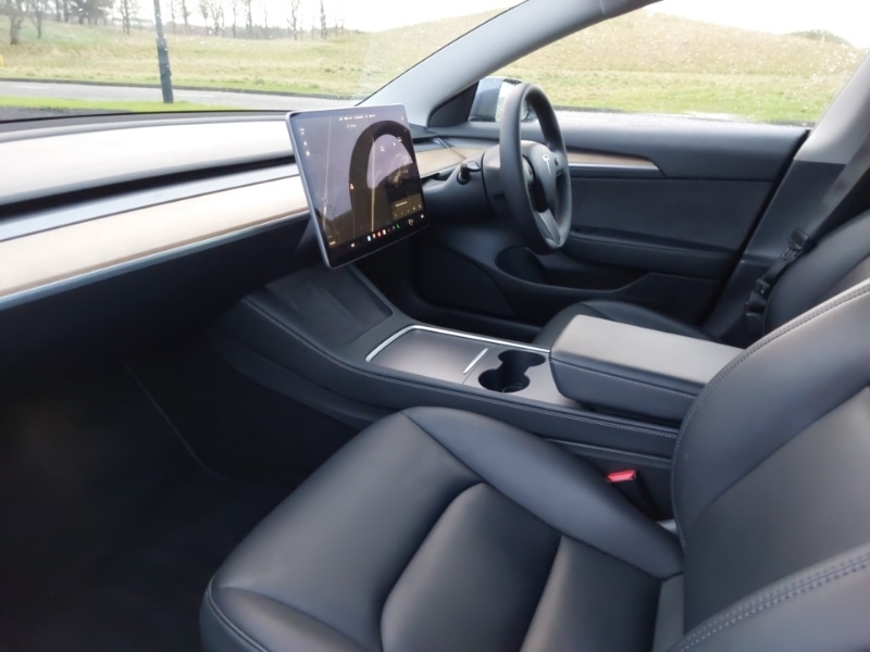 Used Tesla Model 3 2021 for sale - 76947606: Photo 5