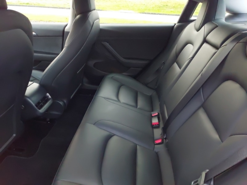 Used Tesla Model 3 2021 for sale - 76947606: Photo 6