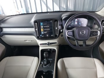 Used Volvo XC40 2020 for sale - 75837635: Photo