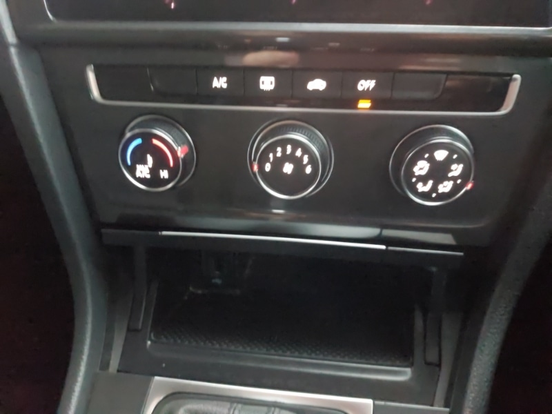 Used Volkswagen Golf 2019 for sale - 76275557: Photo 15