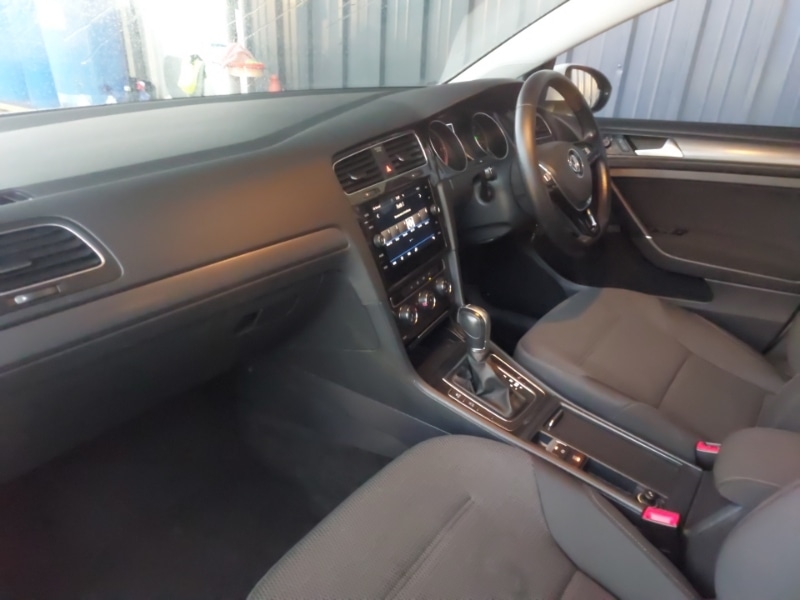 Used Volkswagen Golf 2019 for sale - 76275557: Photo 5