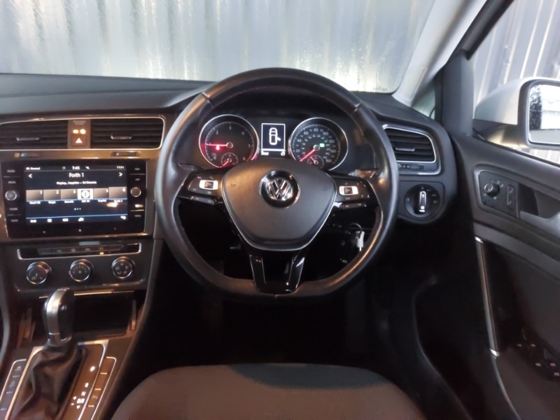 Used Volkswagen Golf 2019 for sale - 76275557: Photo 7