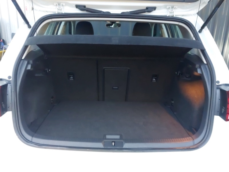 Used Volkswagen Golf 2019 for sale - 76275557: Photo 8