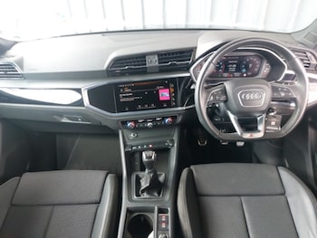 Used Audi Q3 2022 for sale - 76548911: Photo