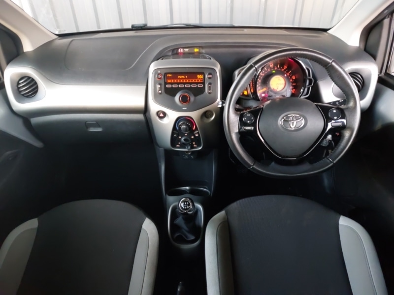 Used Toyota AYGO 2018 for sale - 77251757: Photo 2