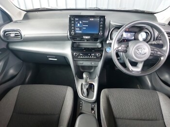 Used Toyota Yaris Cross 2022 for sale - 76478499: Photo
