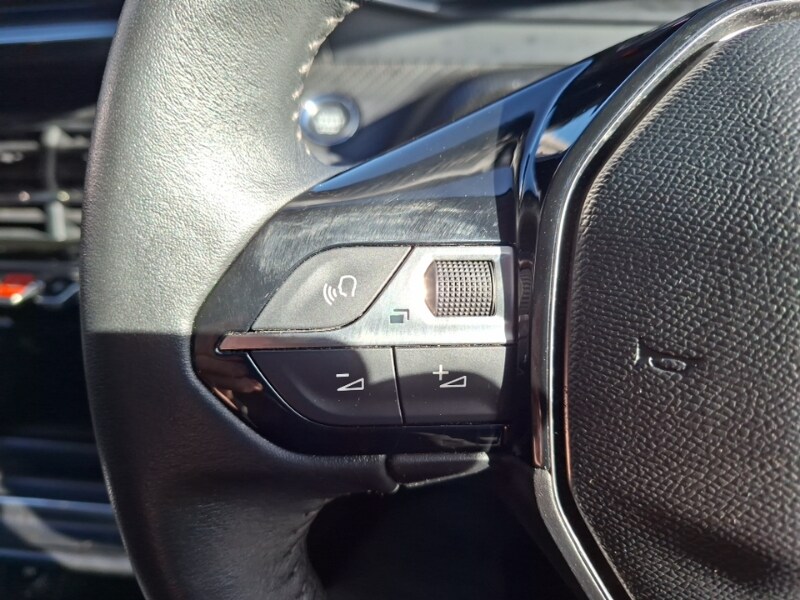 Used Peugeot 208 2021 for sale - 77731348: Photo 18