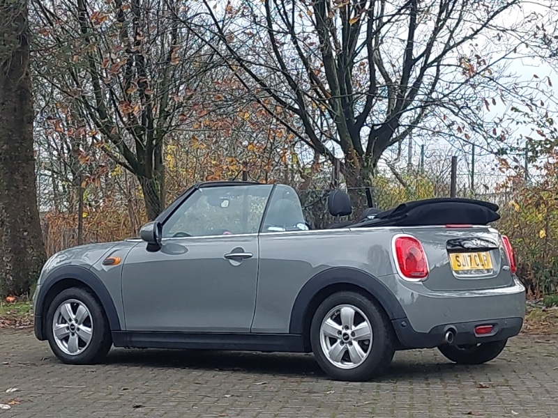 Used MINI Convertible 2017 for sale - 76471561: Photo 18