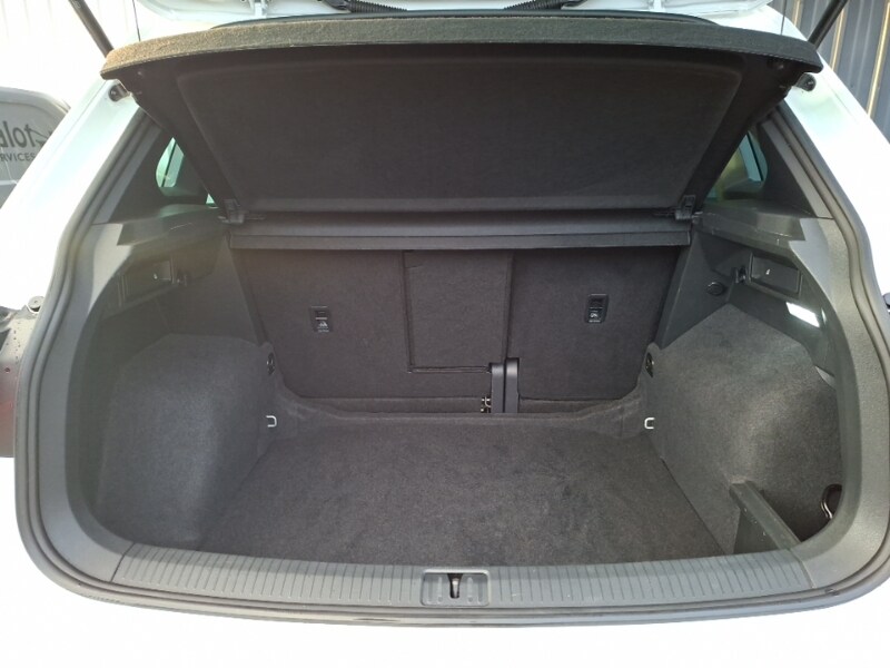 Used Volkswagen Tiguan 2023 for sale - 77273108: Photo 8