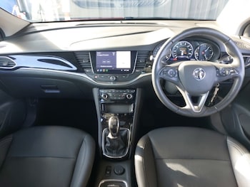 Used Vauxhall Astra 2020 for sale - 76183471: Photo 2