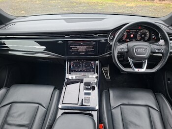 Used Audi Q7 2022 for sale - 77822852: Photo