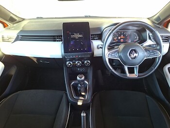 Used Renault Clio 2020 for sale - 77790558: Photo