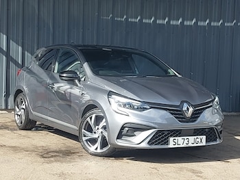 Used Renault Clio 2023 for sale - 75926196: Photo