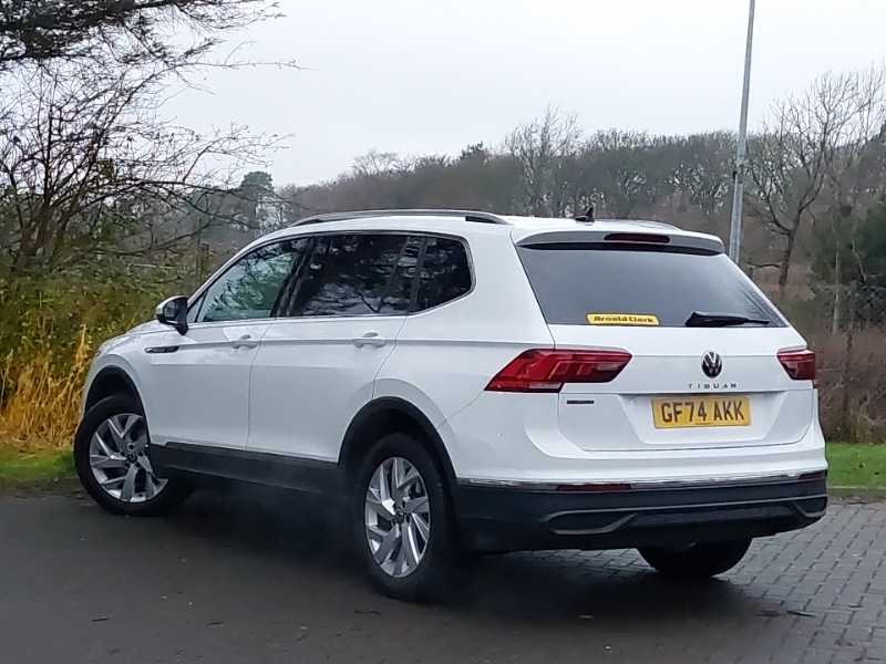 Used Volkswagen Tiguan Allspace 2024 for sale - 77035151: Photo 3