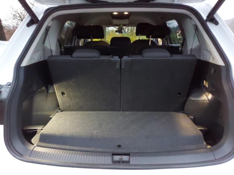 Used Volkswagen Tiguan Allspace 2024 for sale - 77035151: Photo 8