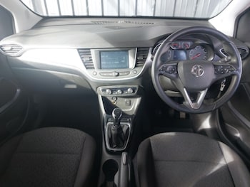 Used Vauxhall Crossland X 2019 for sale - 76238164: Photo 2
